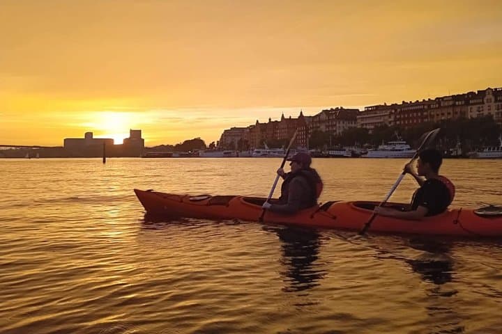 Sunset Kayak Tour in Central Stockholm and Swedish Fika
