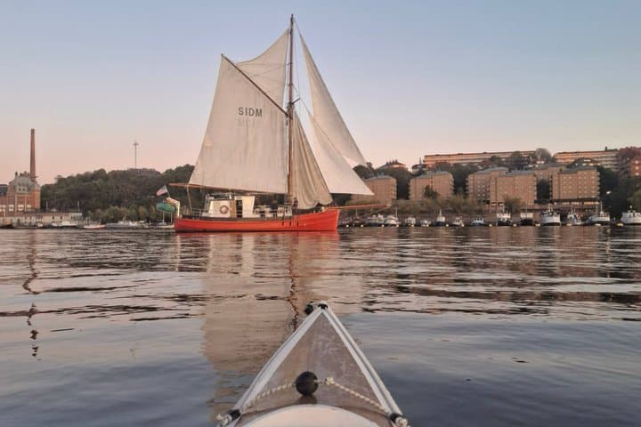 Sunset Kayak Tour in Central Stockholm and Swedish Fika