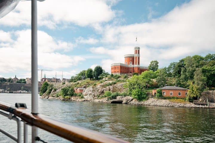 Stockholm Archipelago Cruise with Guide