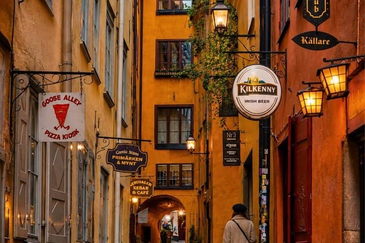 Stockholm Old Town Gamla Stan, Historic Walking Tour, Small group
