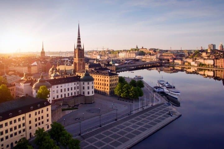 TOP Stockholm: Private Guided Tour with Your Mobile