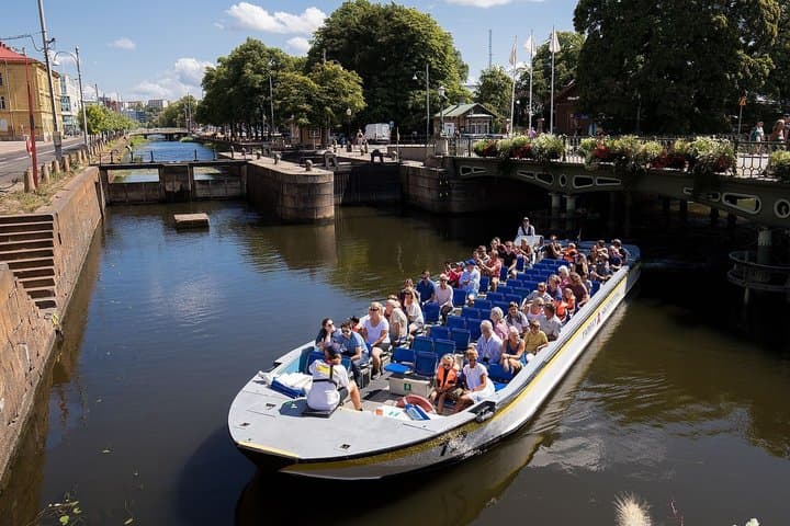 Gothenburg: The Paddan Sightseeing Boat Tour